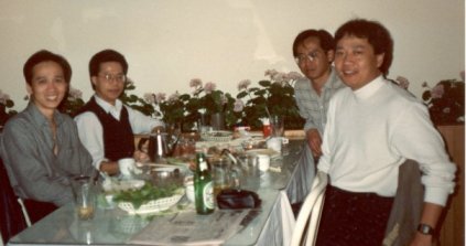 ThongTuanTamHung90.jpg (39258 octets)